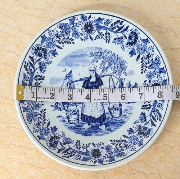 Vintage Delft Royal Sphinx Pair Blue White Farm Fish Holland Wall Plate Set of 2 - Picture 4 of 5